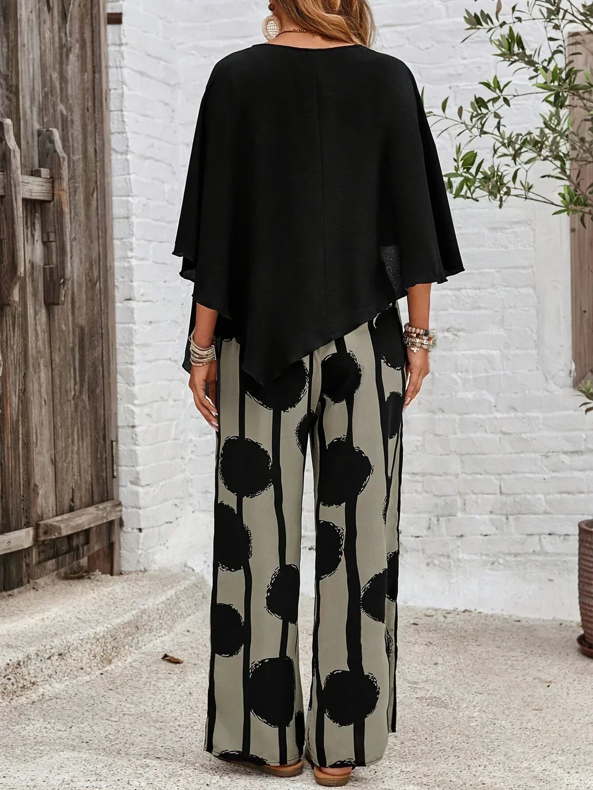 Kalliope™ Elastic Waist Two-Piece Set