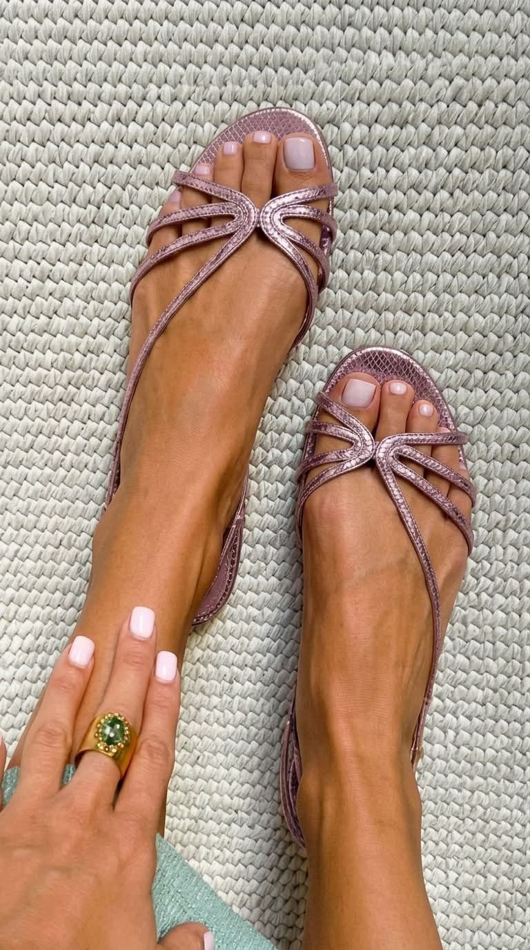 Monroe | Elegant Gold Vintage Sandals
