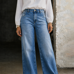Amani | Vintage High-Waisted Jeans