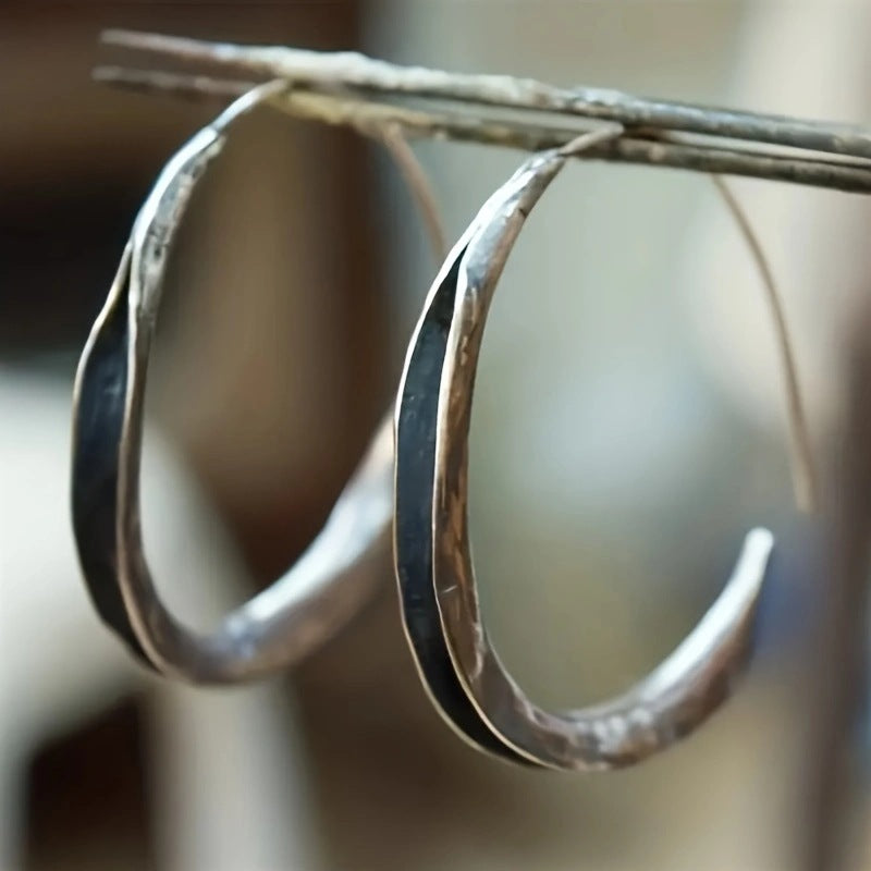 Yves™ Hammered Hoops