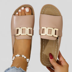 Zayra | Slides