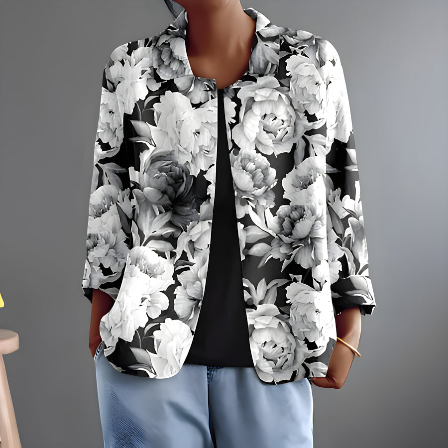 Zelda™ | Monochrome Floral Blouse
